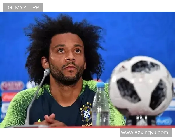 足球场上的闪电之舞：细腻描绘明星球员的每一个精彩瞬间